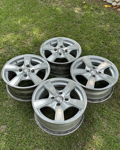 14 inch Star Shape Rims