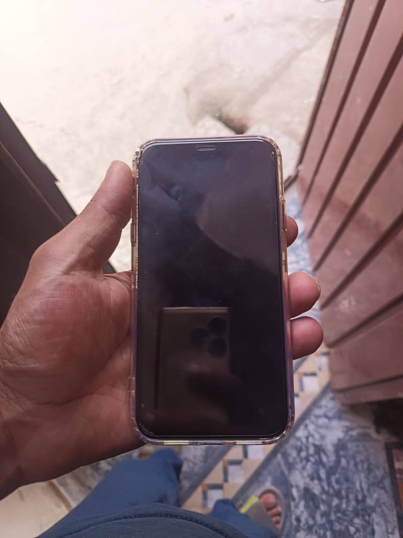 Apple iPhone 11 1
