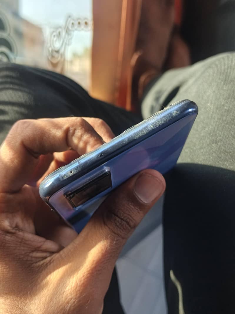 Vivo V21e 1