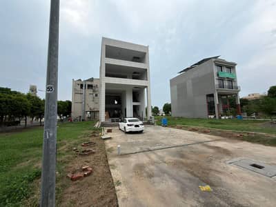 Purpose Built Commercial building for rent