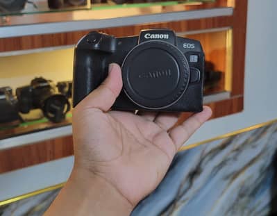 Canon RP (10/10)