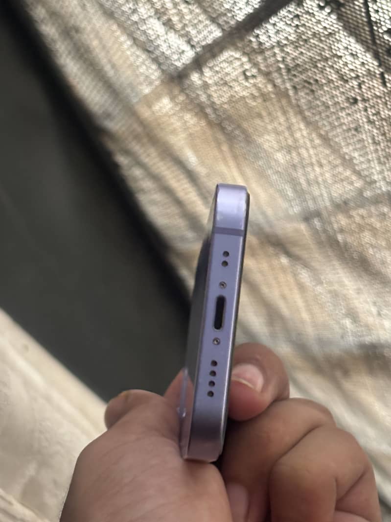 Apple iPhone 12 mini 3