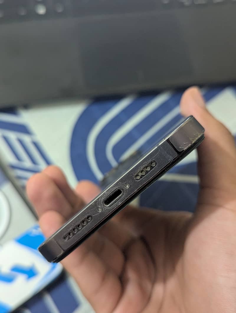 Apple iPhone 14 Pro Max 4