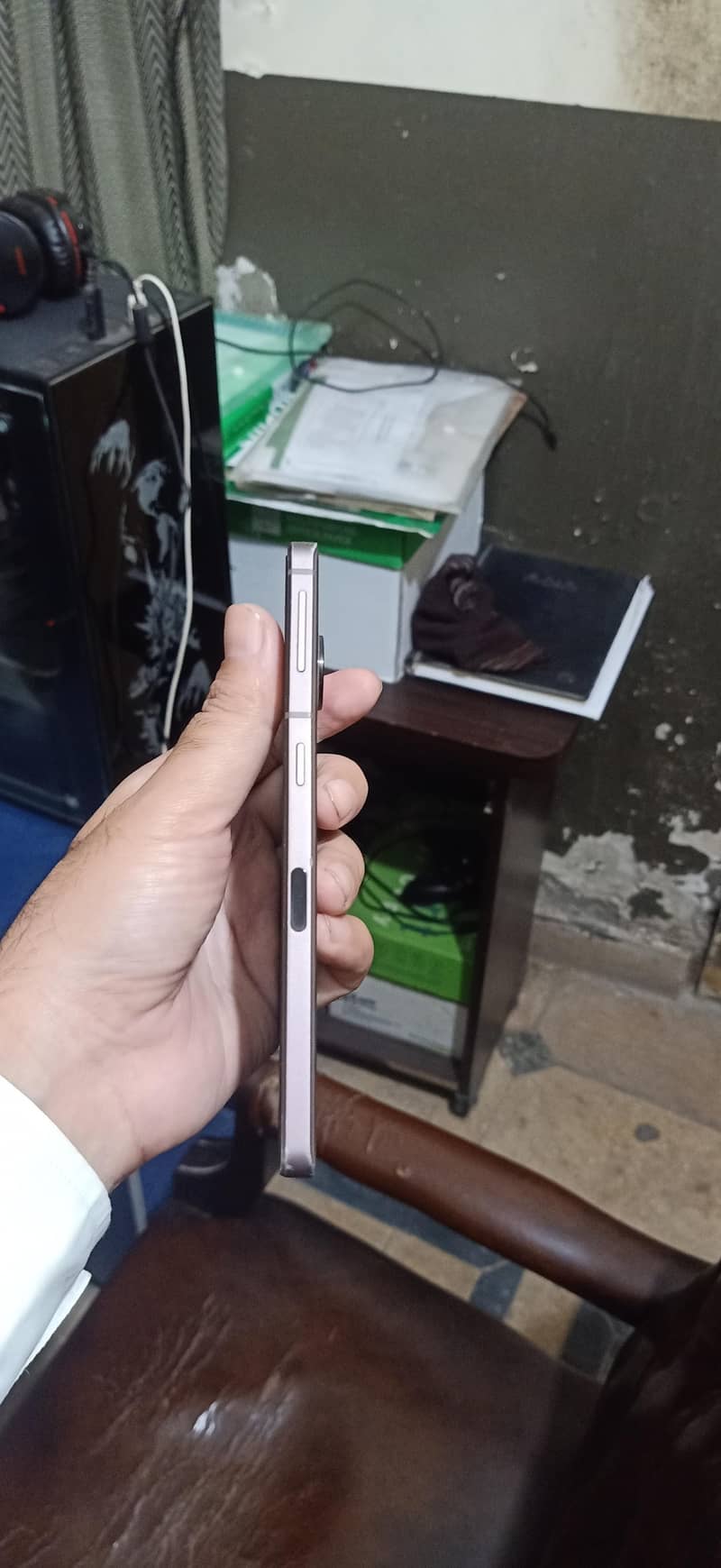Sharp Aquos Sense7 plus 0