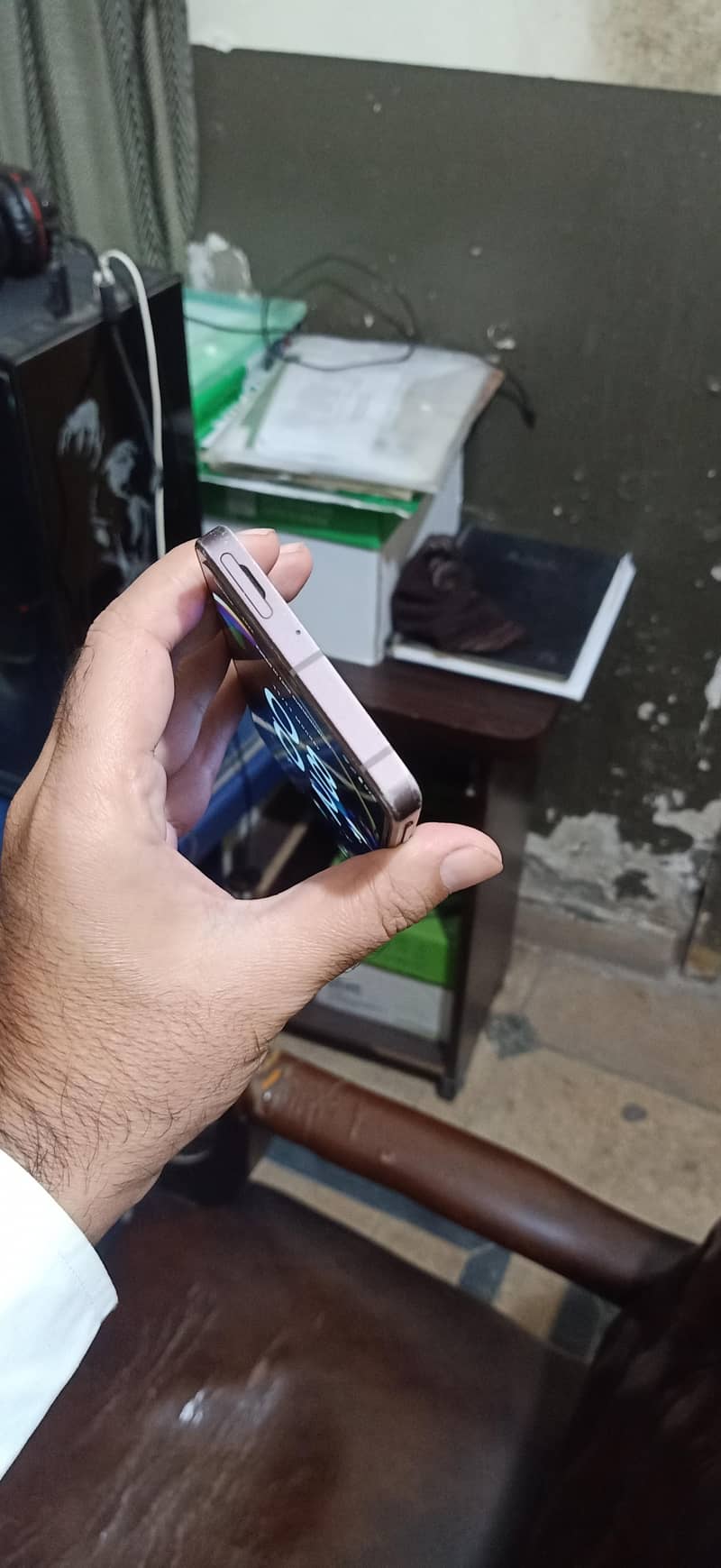 Sharp Aquos Sense7 plus 1