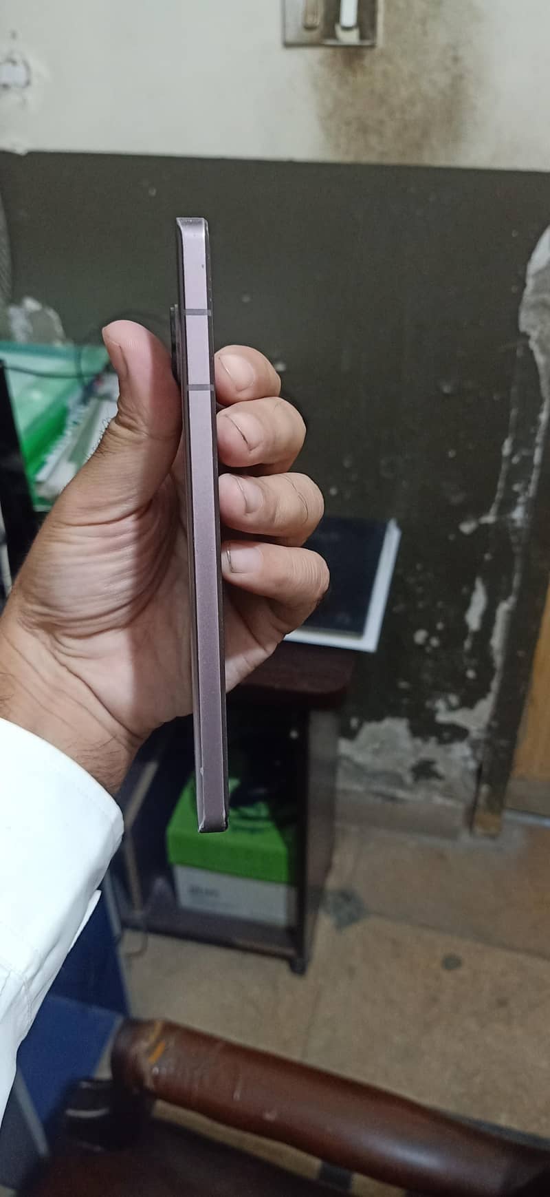 Sharp Aquos Sense7 plus 2
