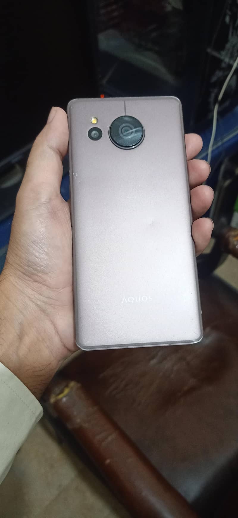 Sharp Aquos Sense7 plus 3