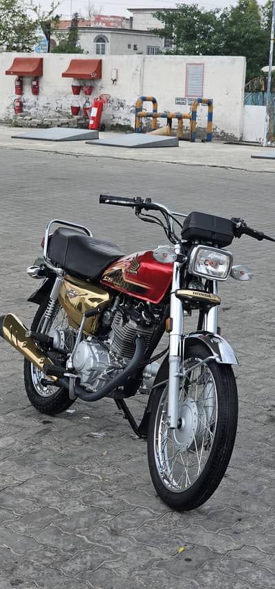 Honda 125 Gold Edition 2024