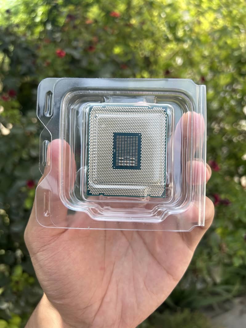 Intel Xeon E5 2630 V4 Processor 1