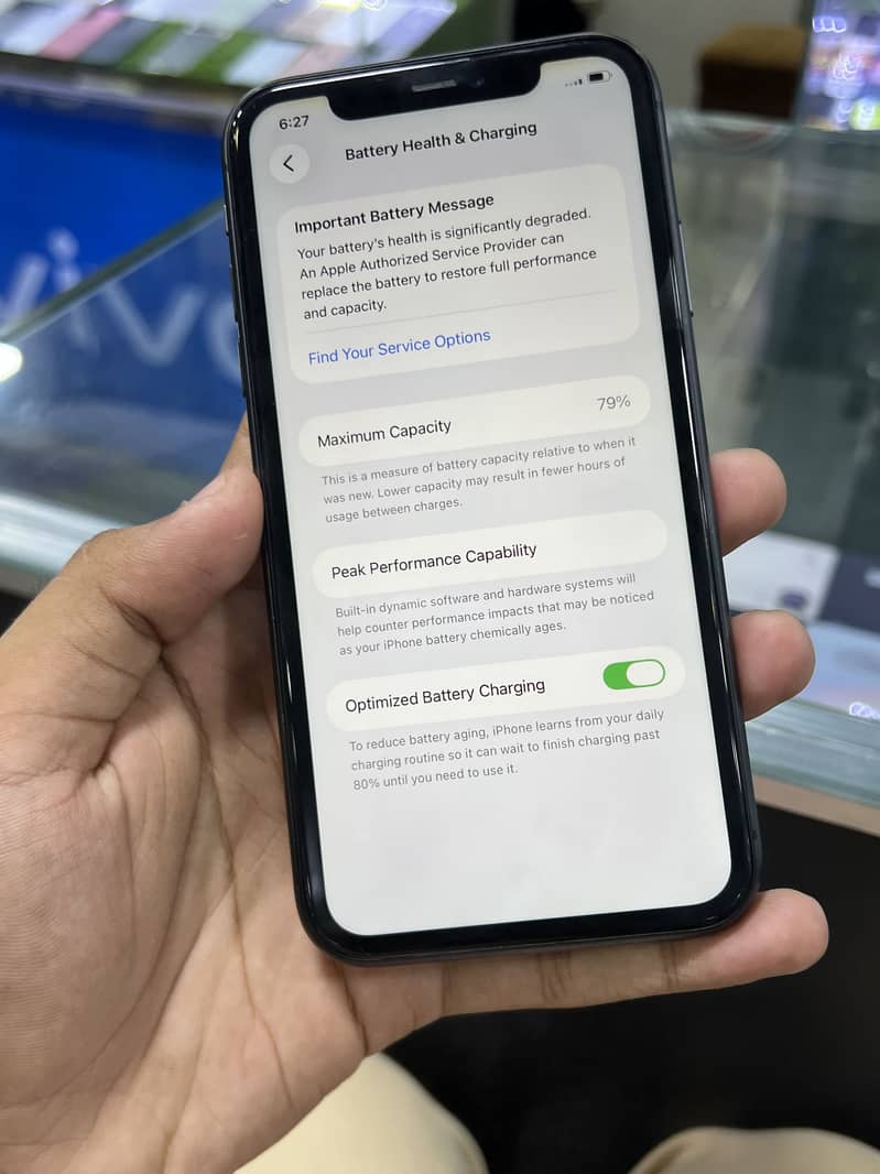 Apple iPhone 11 3