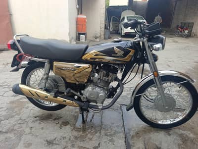 Honda CG 125 Special Golden Edition 2026|1st owner|5500 KM