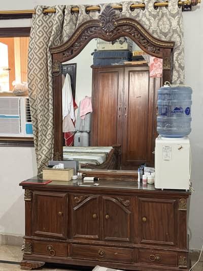 Dining Table for Sale  | Malir location