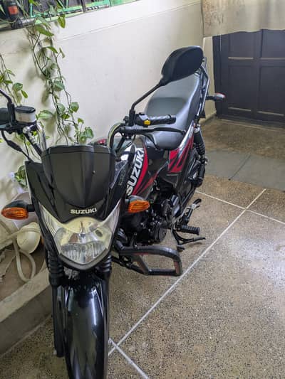 Suzuki GR 150 2022