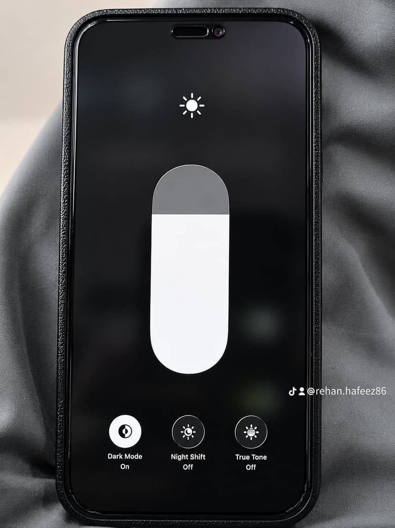 Iphone 11  4