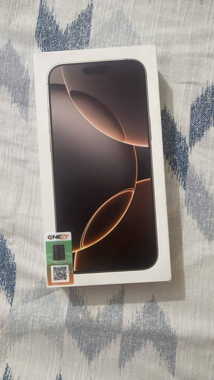 Apple iPhone 16 Pro Max 1
