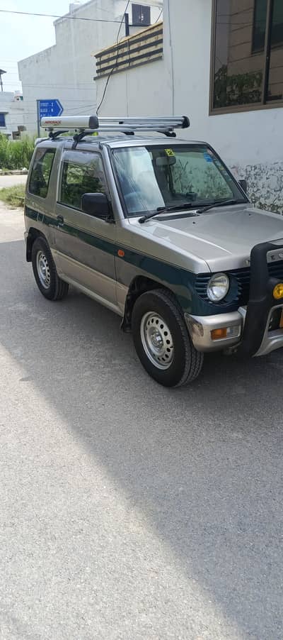 Mitsubishi Pajero Mini 2006