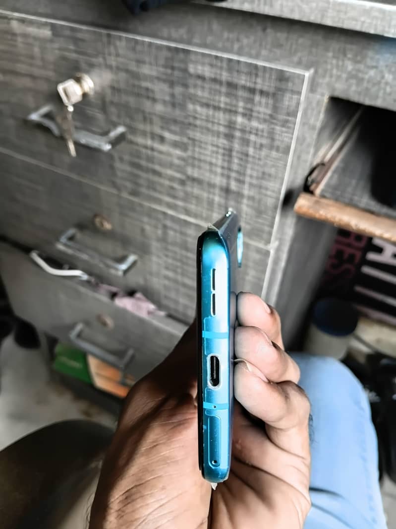 One Plus 8T 4