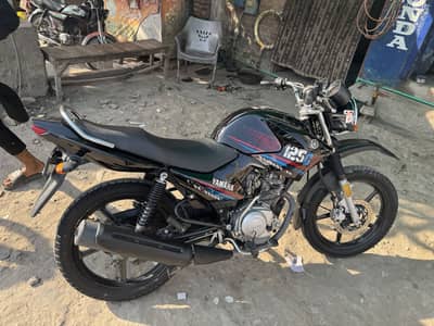Yamaha YBRG 2023 MODEL just 32k driven all okay bike