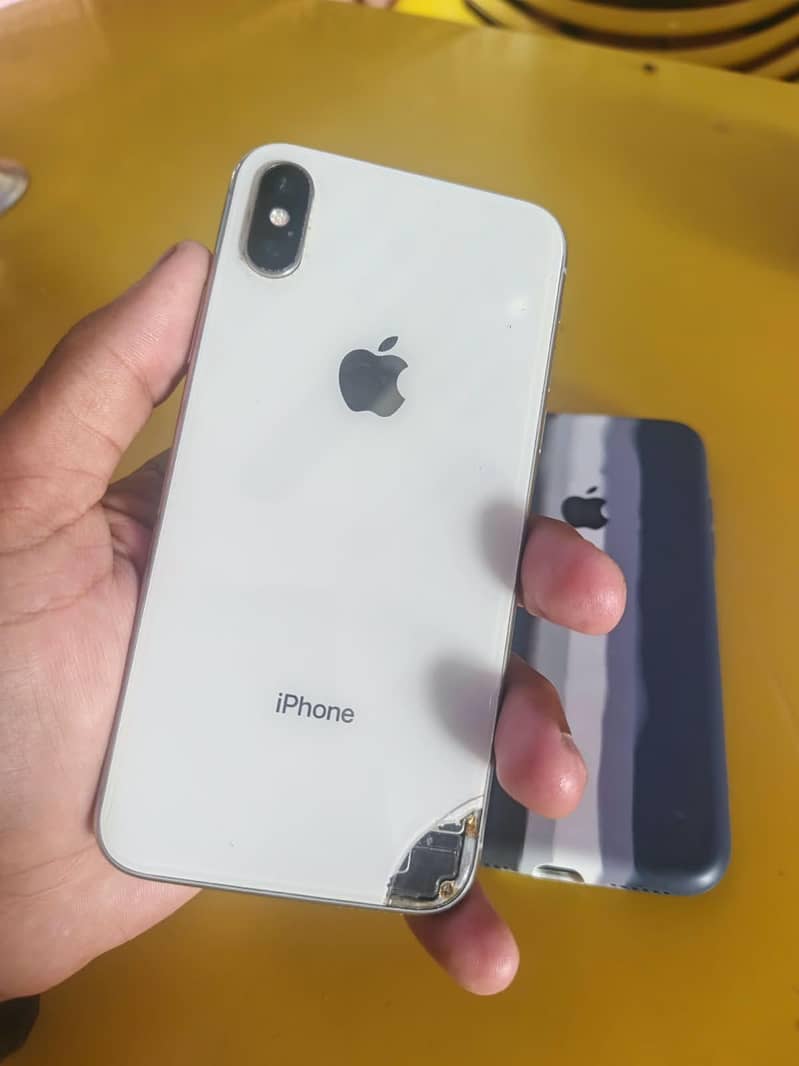 Apple iPhone X 6