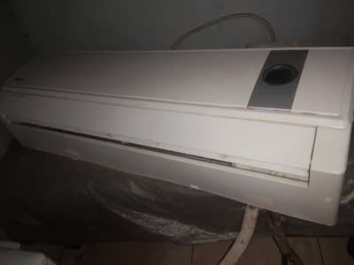 gree 1.5 non inverter