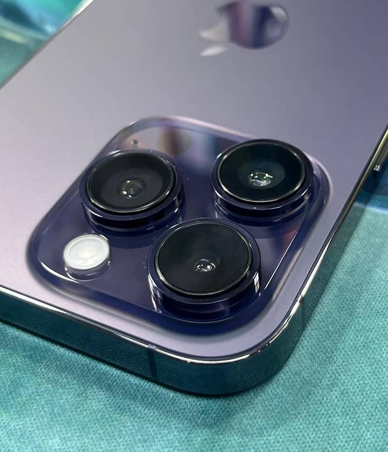 Apple iPhone 14 Pro 0