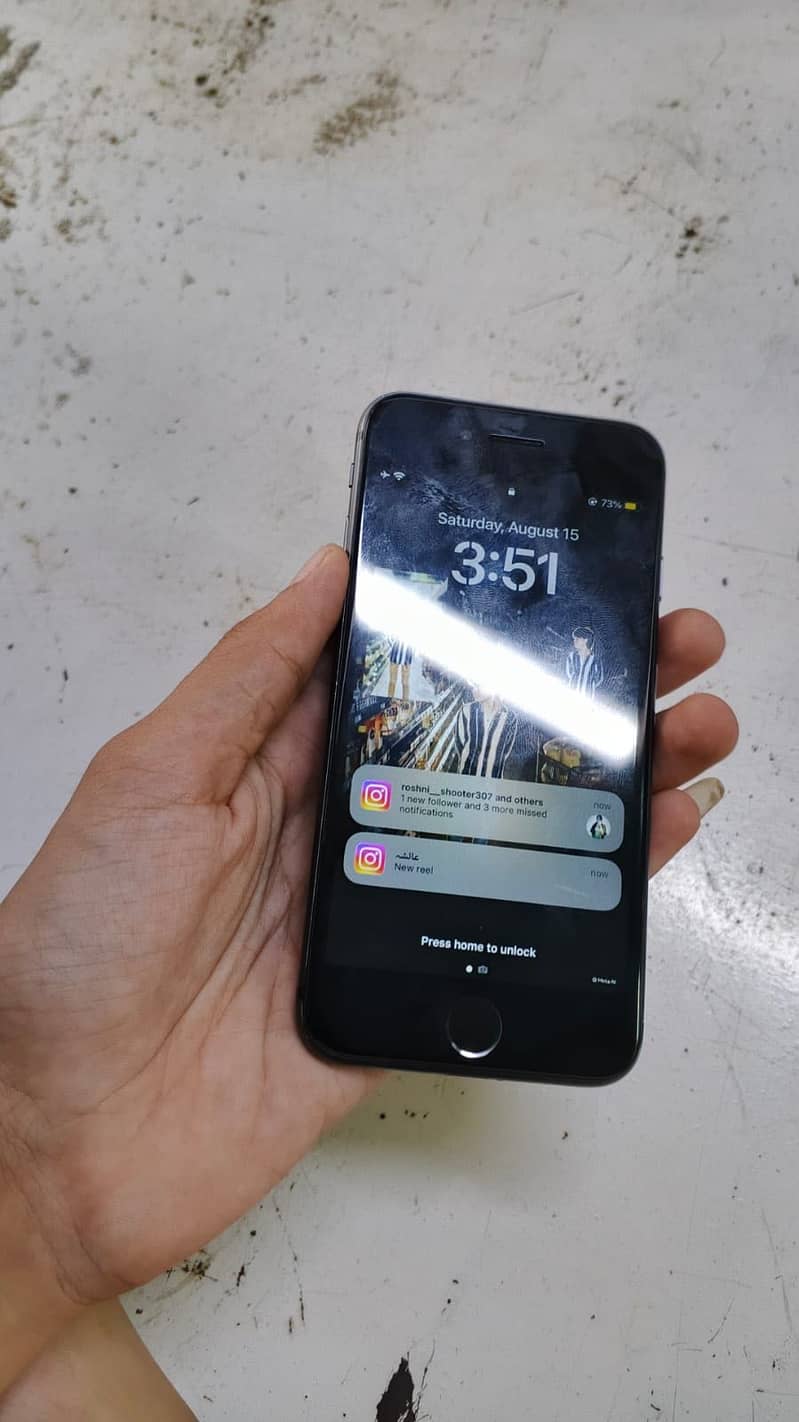 Apple iPhone 8 10