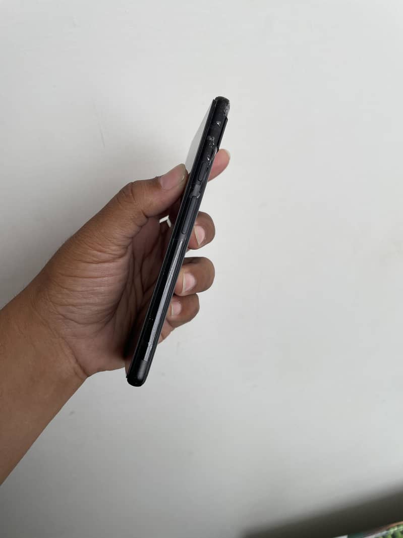 Google Pixel 6a 3