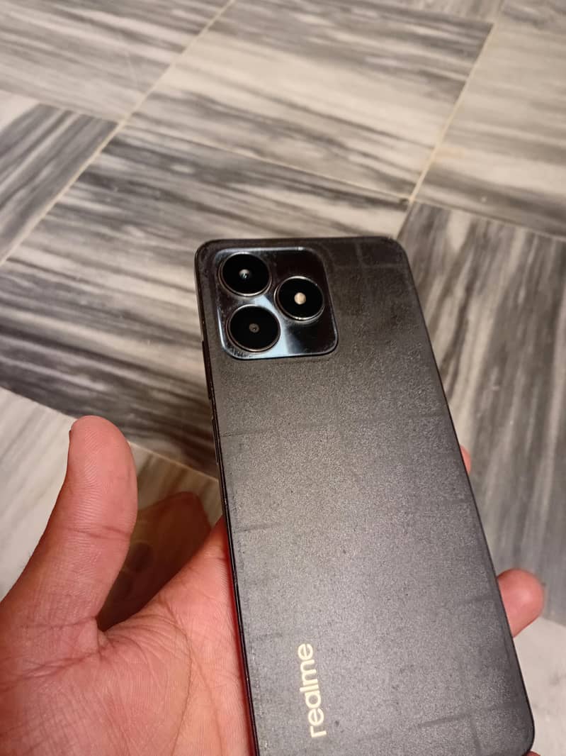 Realme C53 2