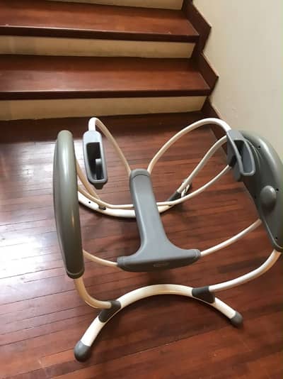Graco baby swing and bouncer
