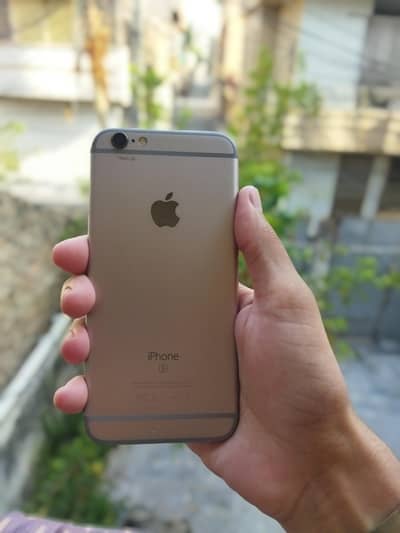 Apple iPhone 6S