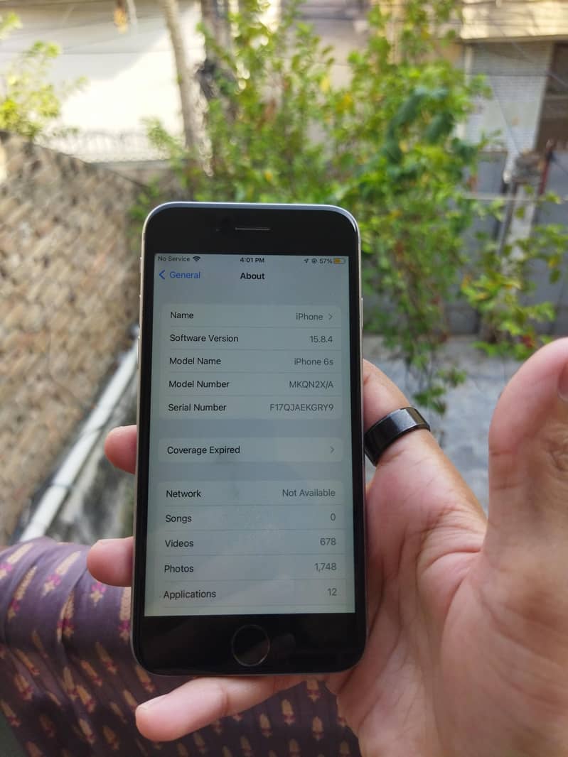Apple iPhone 6S 8