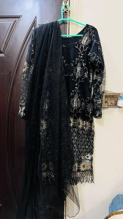 3Pc Embroided Net Suit For sale