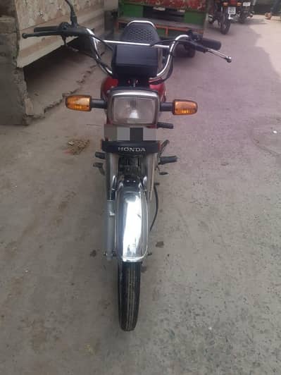Honda CD 70 (24) Model