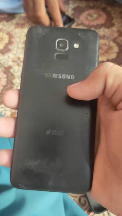 Samsung Mobile J6
