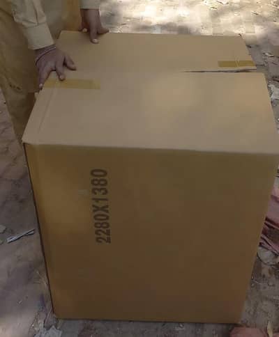 Carton Boxes Cardboard packing roll Flyer Stretch Wrap Bubble Wrap