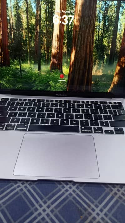 Macbook Air 2020 13-inch Core i5 Processor Retina Display