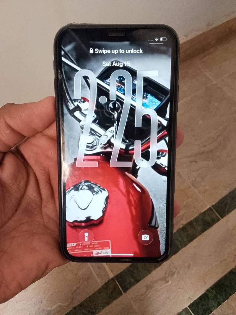Apple iPhone 11 0