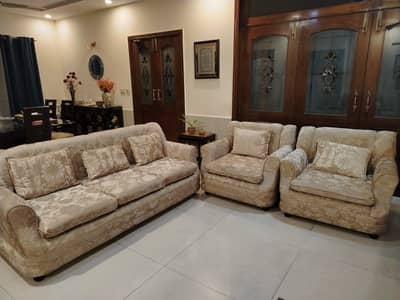 Luxury Wooden Sofa Set for Sale