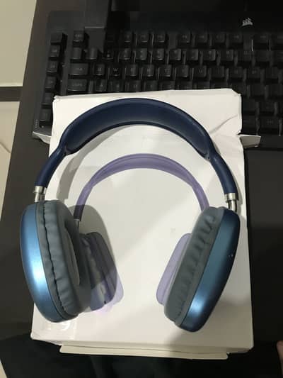 P9 Bluetooth headphones