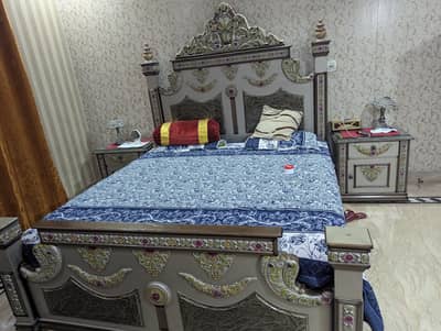 Bed And sides Tables