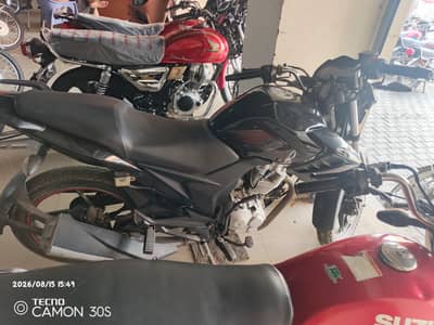 Adnan butt motor Gujrat near peer vialyat Shah Masjid