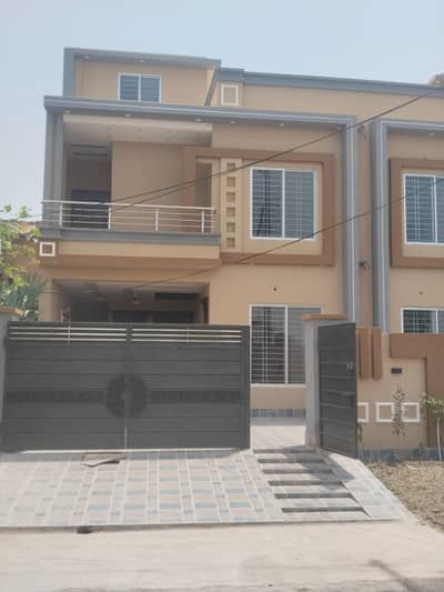 10 Marla Brand New House For Sale in Chinnar Bagh Raiwind Road Lahore