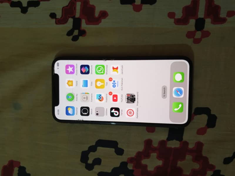Apple iPhone X 5