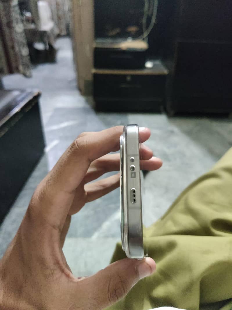 INFINIX NOTE 60 PRO 1