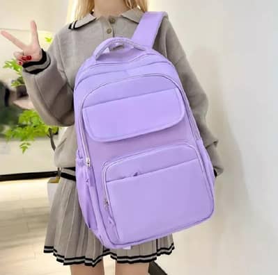 Back pack begs for girls