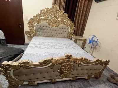 Luxury Royal Bedroom Furniture Set – Bed, Wardrobe & Dressing Table