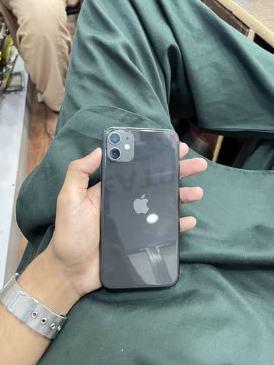 iPhone 11  factory unlock