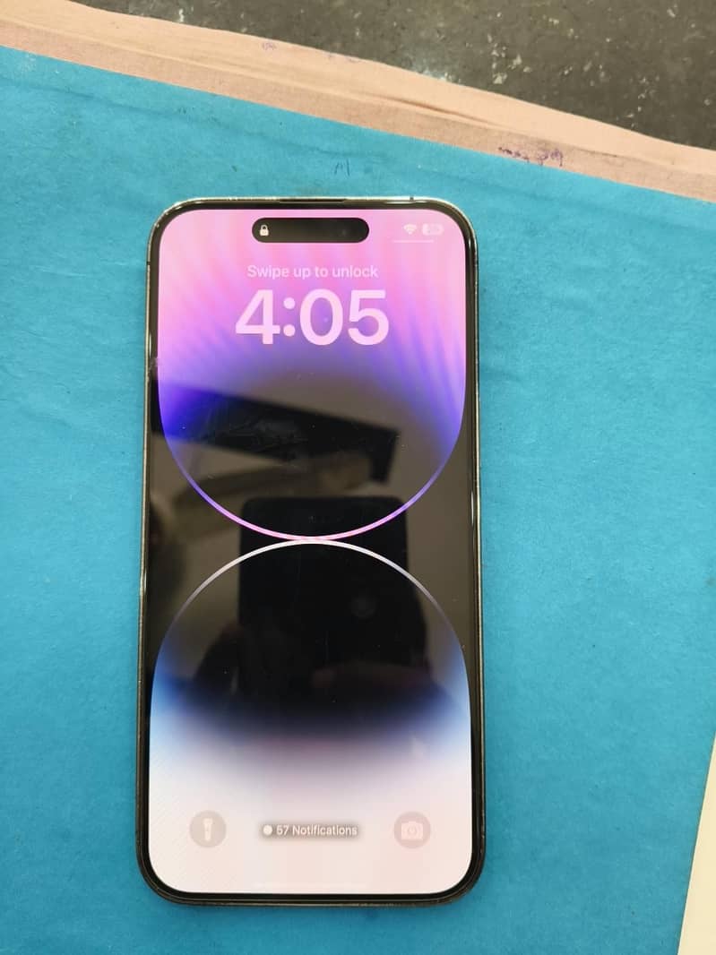 Apple iPhone 14 Pro Max 1