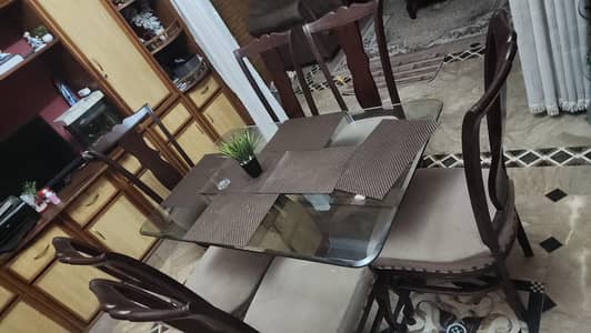 dining  table
