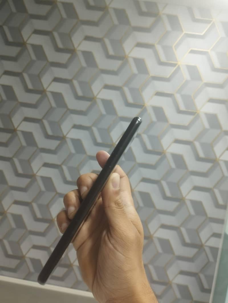 One Plus 10 Pro 5